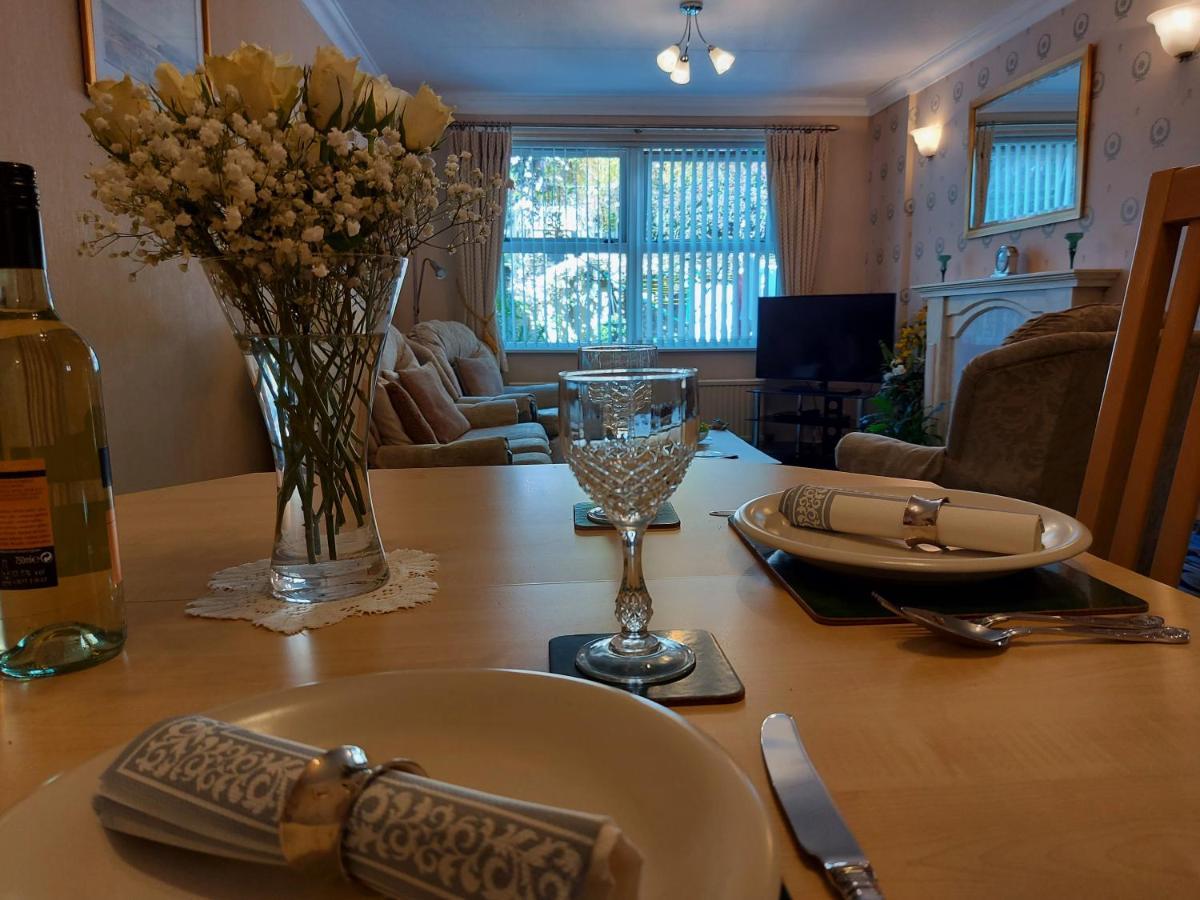 Oil Mill Lane Holiday Cottage 버윅어폰트위드 외부 사진